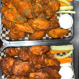 Basket of 18 wings